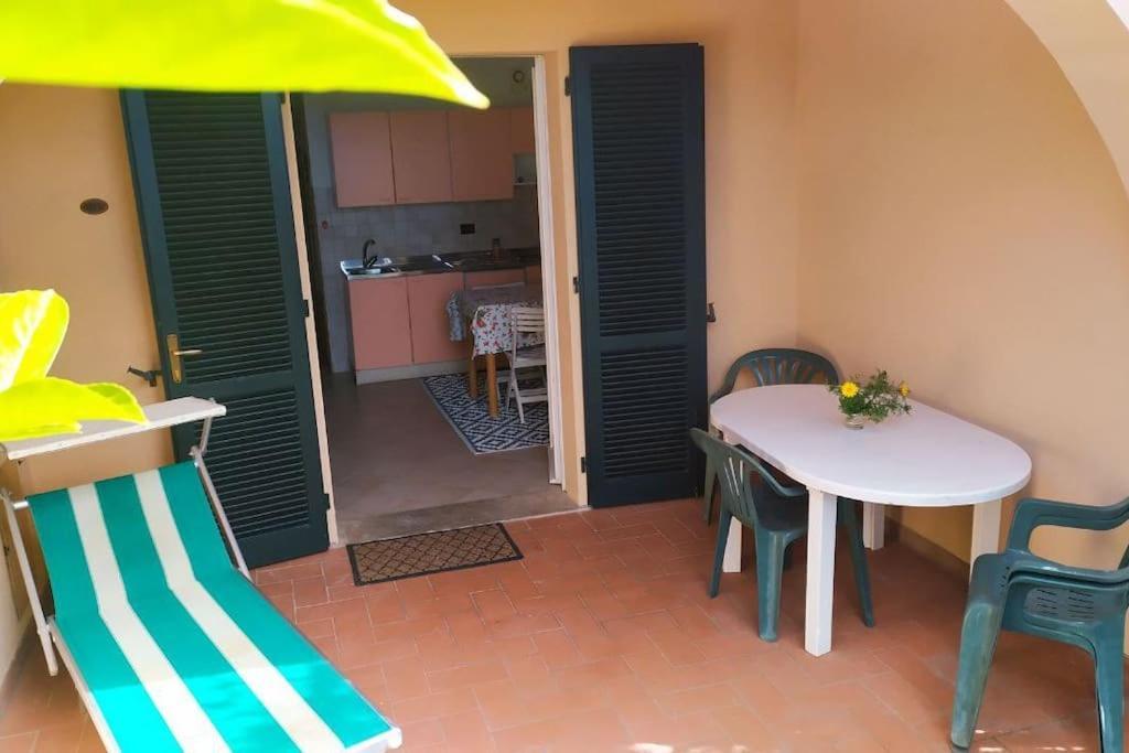 Nisportino, Elba. Bilocale Con Patio Vista Mare. Vila Casale Gastagno Exterior foto